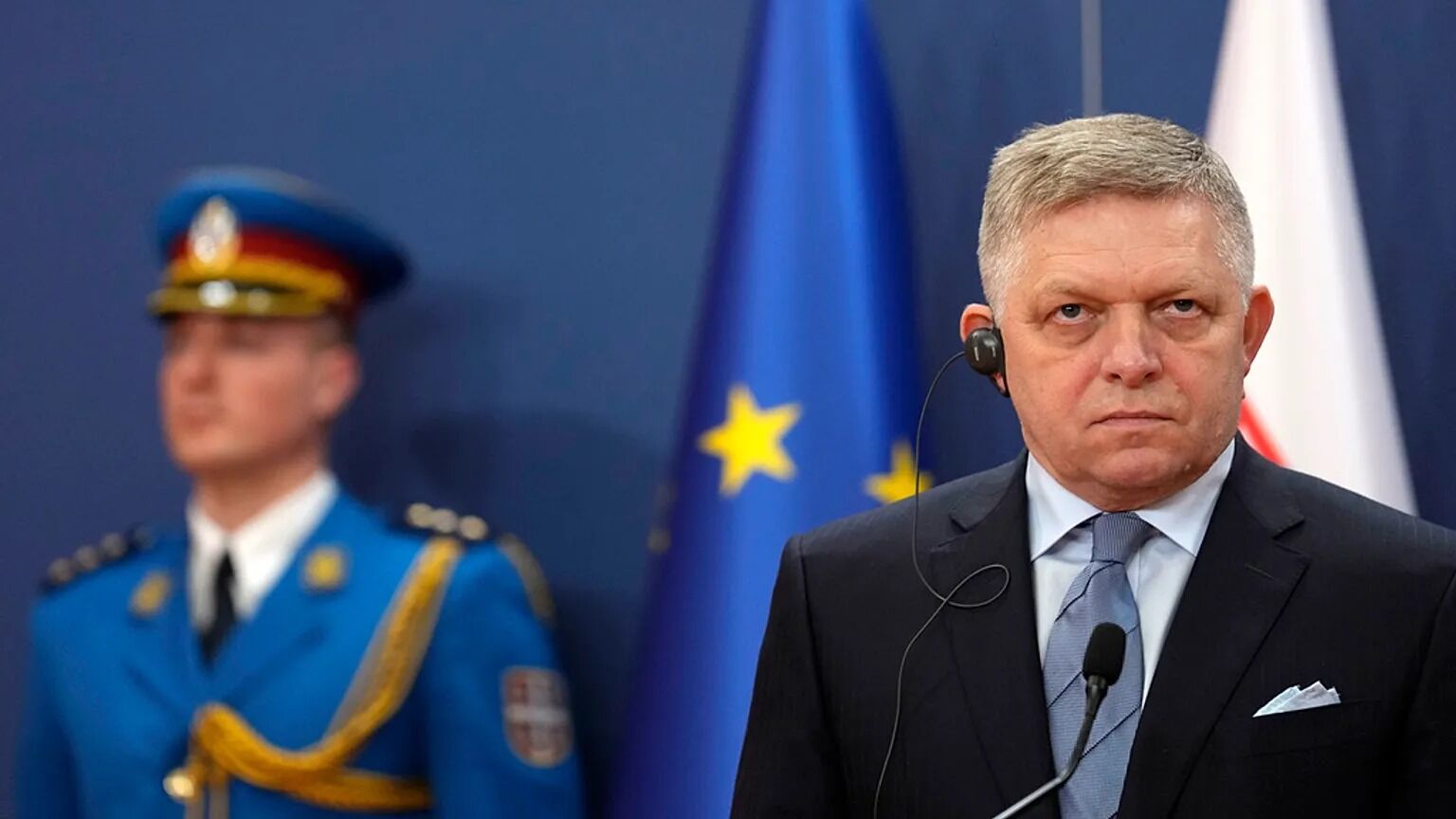 Slovak liderden çok ciddi uyarı.. Avrupa savaşa  hiç olmadığı kadar yakın