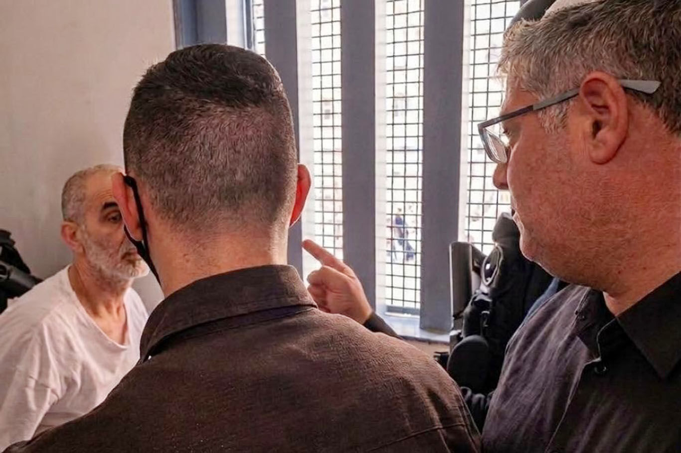 Zindanda Siyonist Küstahlık Faşist Ben Gvir’den Filistinli Esir Selame'ye Idam Tehdidi!V