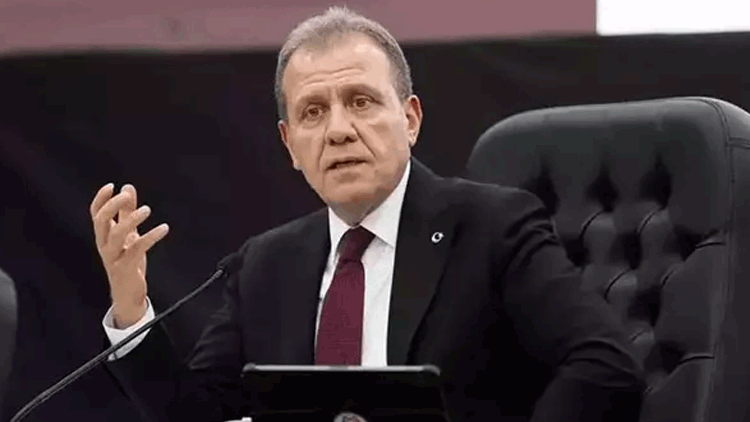 Vahap Seçer kimdir, kaç yaşında? Mersin Belediye Başkanı Vahap Seçer nereli, mesleği ve siyasi geçmişi