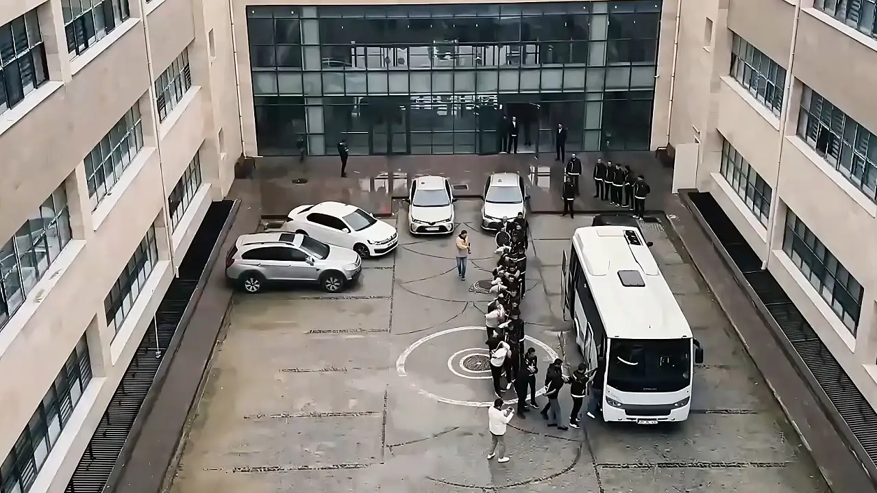 75 Ilde Zehir Tacirlerine Büyük Darbe Bin 297 Şüpheliden 714'Ü Tutuklandı!G