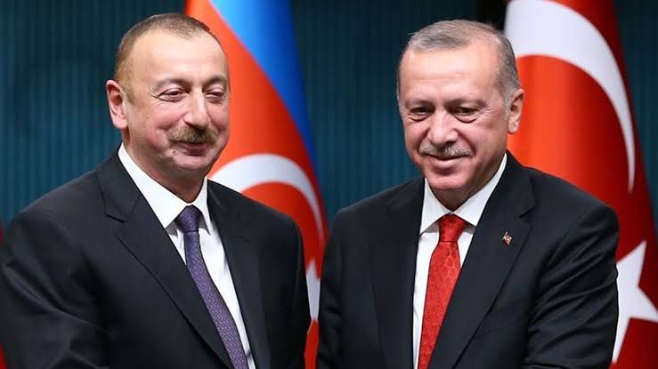 Aliyev, ehemmiyetli zirveye neden katılmadı? İlham Aliyev’in babası olsa nasıl davranırdı? Yorum yapmak istemeyiz ama bir tespitimiz var!