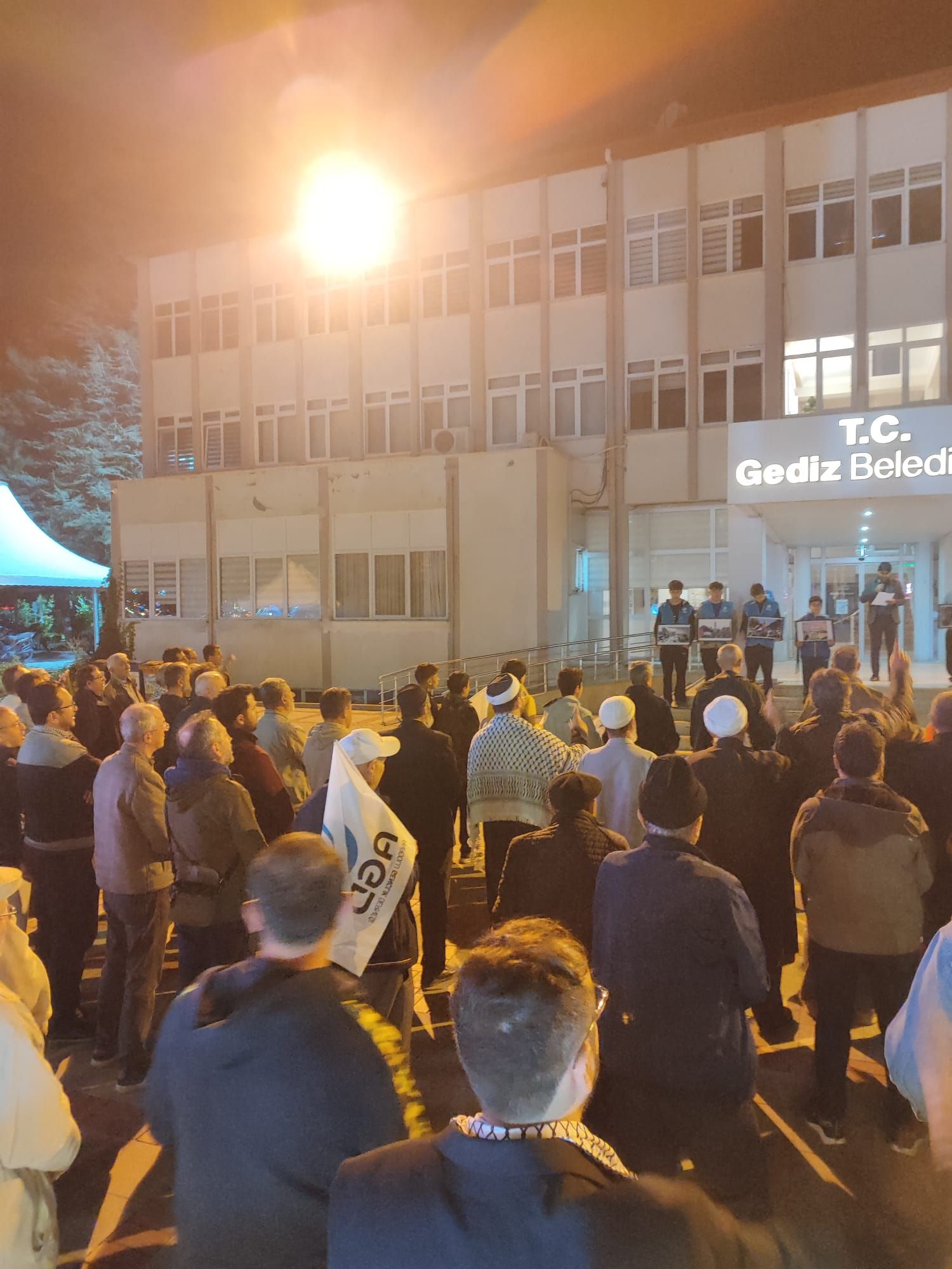 Anadolu Gençlik Derneği (Agd) Gediz İlçe Temsilciliği Aksa Tufanı'nın Ve Gazze'deki Insanlık Dramının 3. Sene I Devriyesinde Anlamlı Programa Imza Attı. Agd Gediz İlçe Başkanı Muhammed Ali Türegün Gazze’de Katledilen Ma (4)