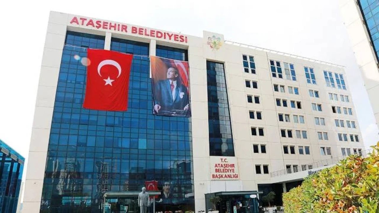 Ataşehir Belediyesi'nde Imar Ve Rüşvet Operasyonu Başkanvekili Murat Güneş Dahil 13 Şüpheli Adliyeye Gönderildi!U