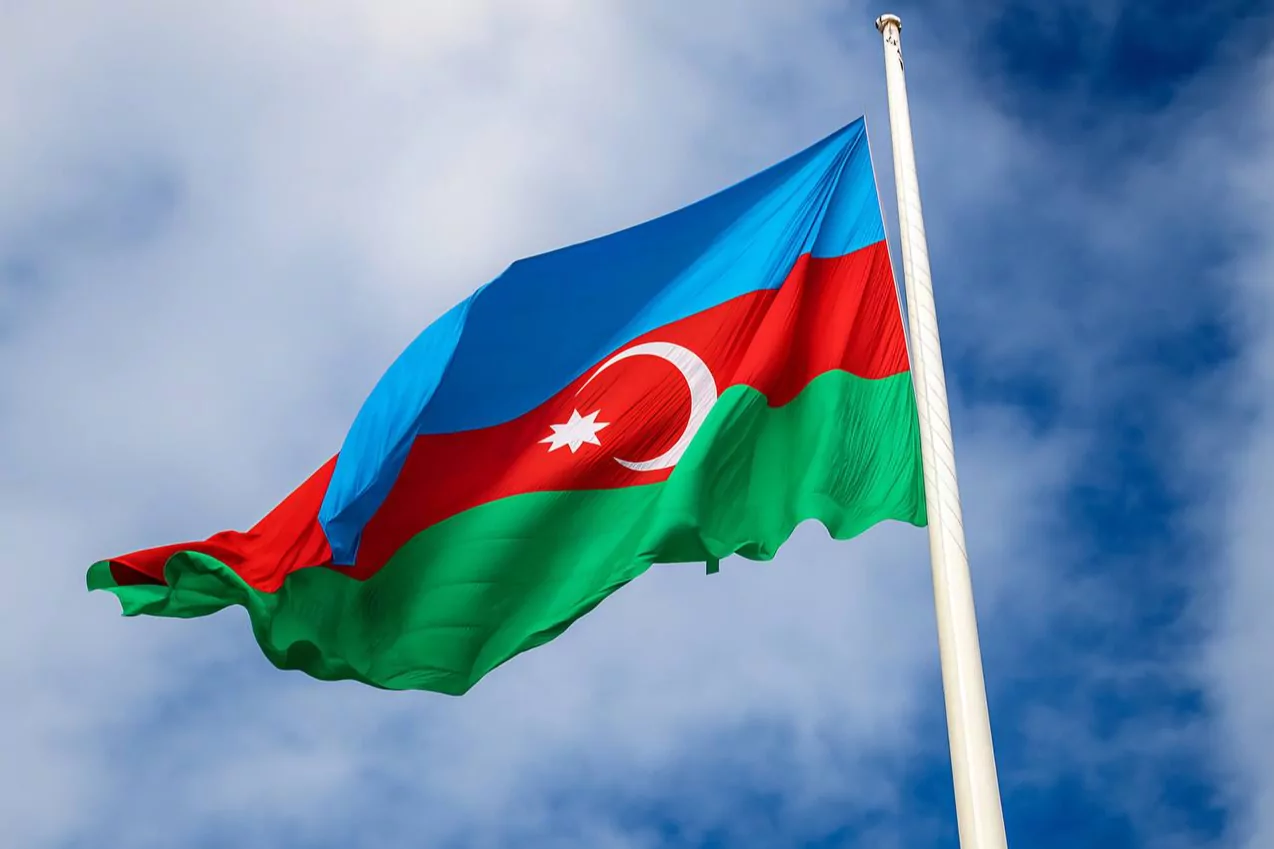 Azerbaycan bağımsızlığının 35. yılını kutluyor: Özgürlük mücadelesi sürüyor