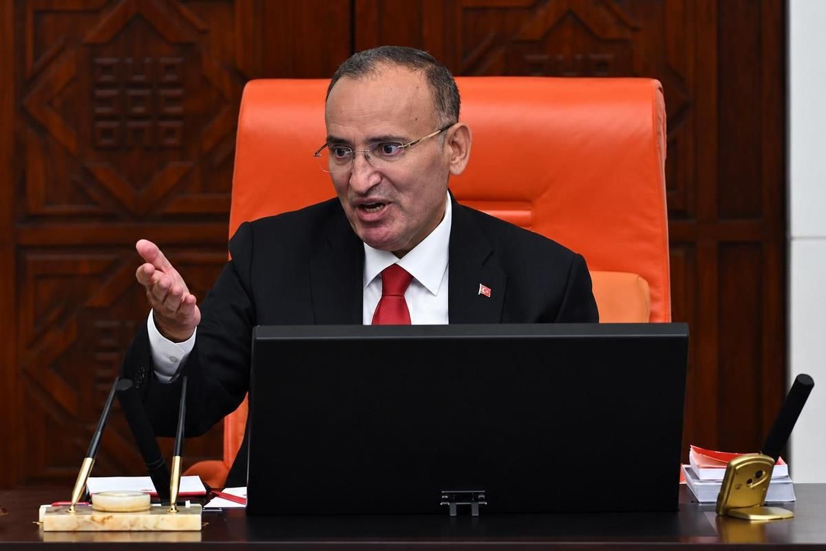 Meclis'te Flaş Gelişme: Bekir Bozdağ Neden İstifa Etti, Son Hali Nasıl?