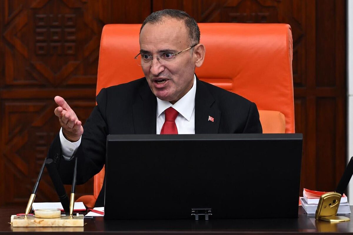 Bekir Bozdag Tbmm Baskanvekilligi Gorevinden 20302508 6225 Amp