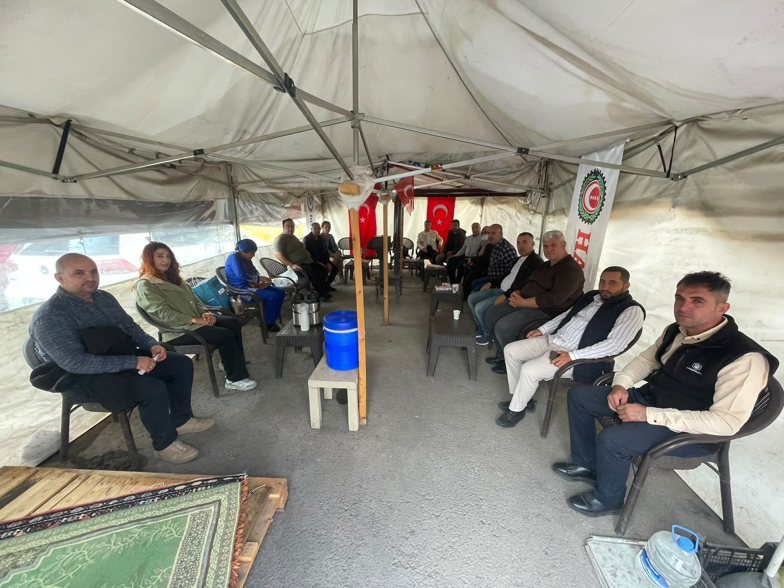 Bir Yanda Yeni Işçi Alımı, Diğer Yanda Çocuklarımıza Ekmek Bulamıyoruz Feryadı (1)