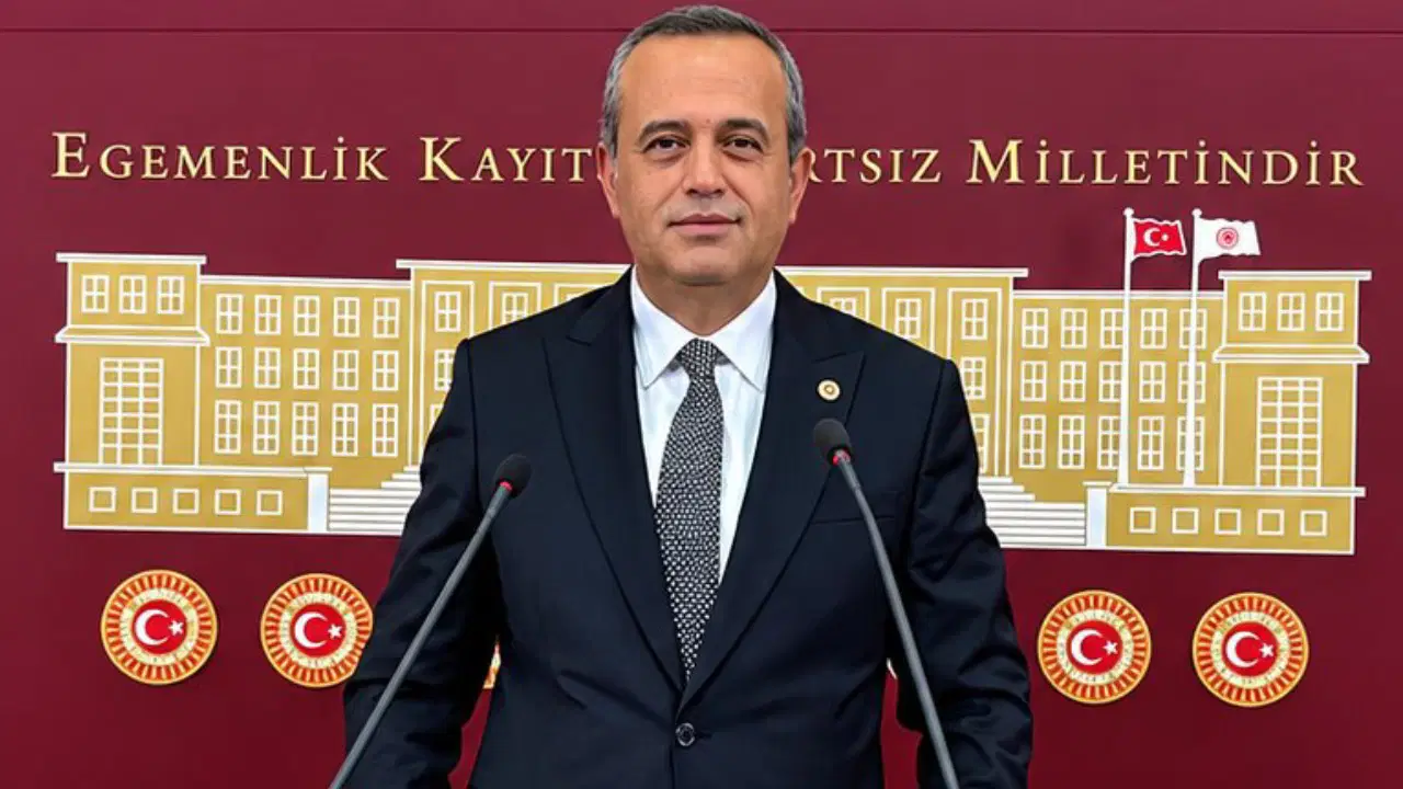 Deva Partisi’nden Istifa Etti, Yeni Yol’da Kaldı Ertuğrul Kaya’nın Istifası Yeni Yol’un Gündeminde-1