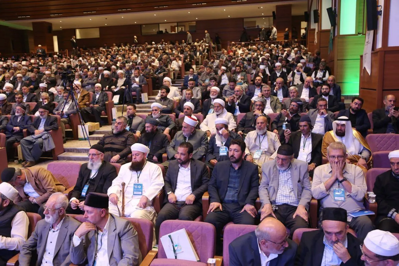 Dr. Abdulaziz Kıranşal Dindarlığımız Toplumun Tüm Kesimleri Için Umut Olmalı (2)