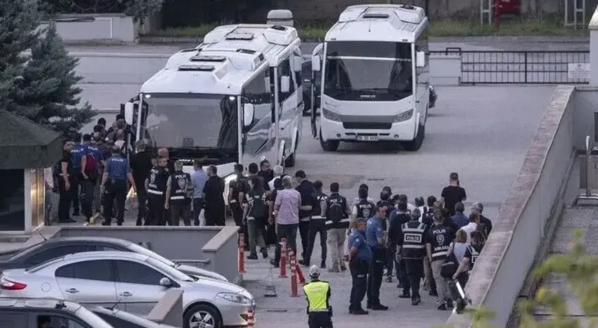 Etimesgut Belediyesi Soruşturmasında 2 Başkan Yardımcısı Dahil 7 Kişi Tutuklandı (3)
