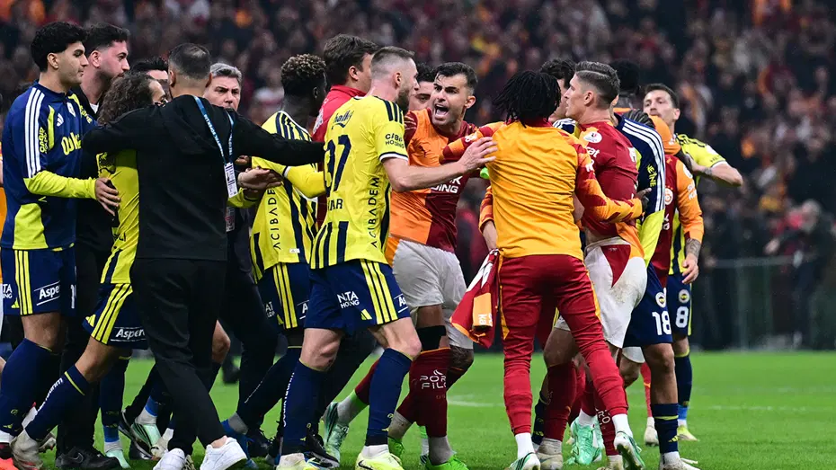 Galatasaray Fenerbahce 233593