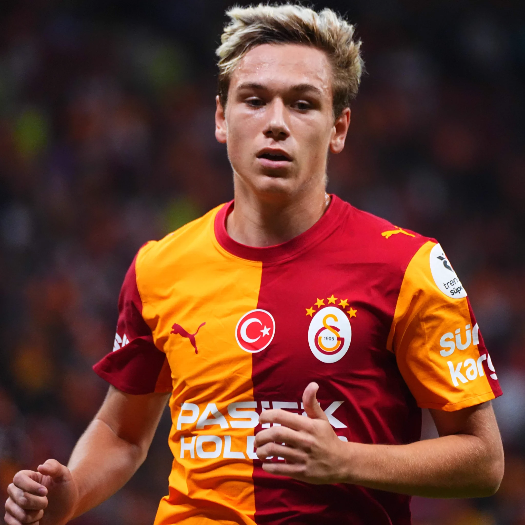 Galatasaray'ın Yıldızı Batrakov'a 50 Milyon Euro Dünya Devleri Peşinde (6)