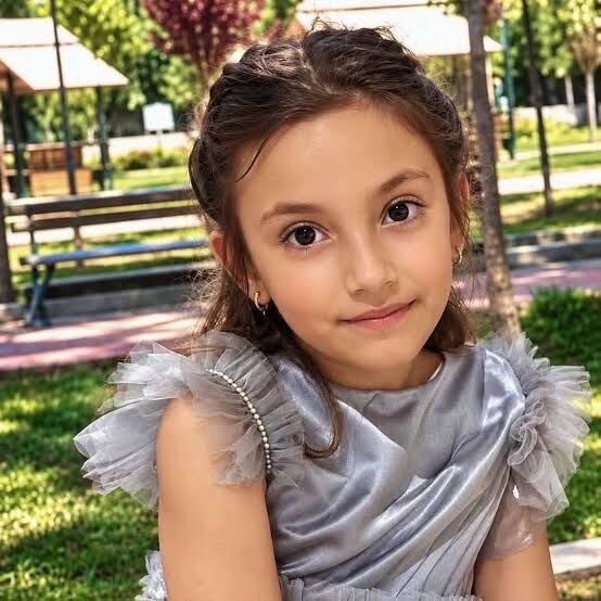 Eslem Sare Bulut kimdir? Neden hayatını kaybetti? Kaç yaşındaydı? Başakşehir okul saldırısında yaşananlar