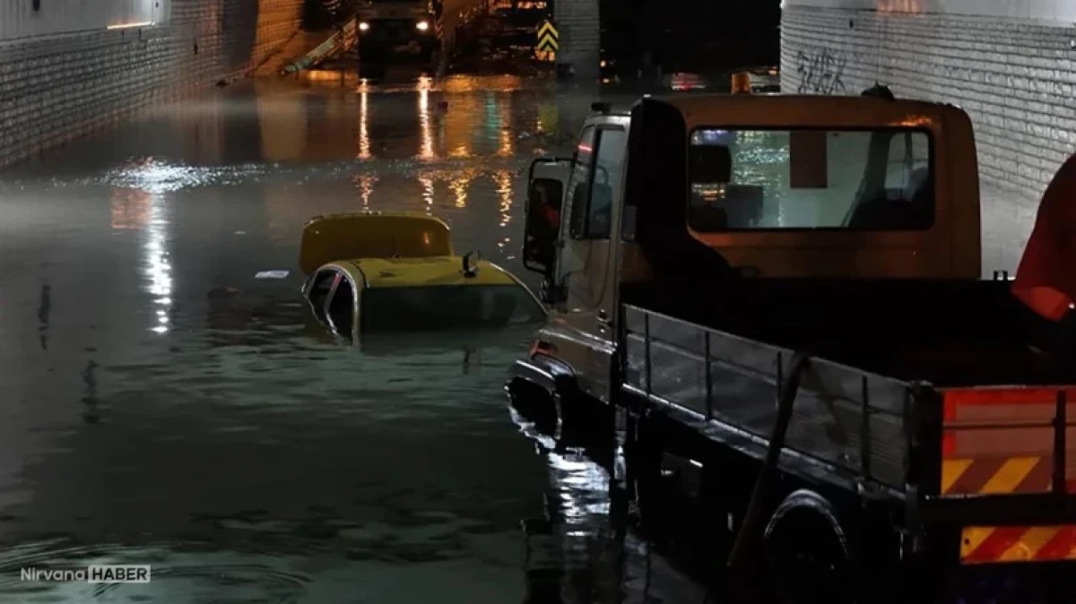 Istanbul Da Sel Felaketi Hangi Ilcelerde Neler Oldu Article