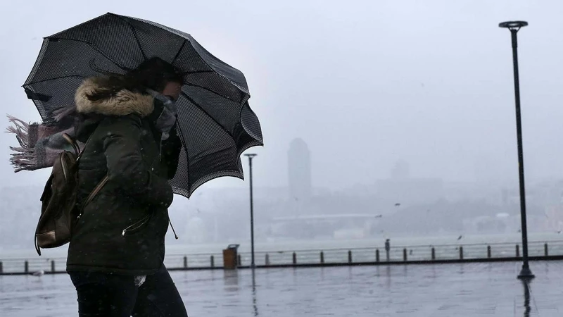 İstanbul'a Sağanak Geliyor, Sıcaklık Düşüyor Akom’dan Yeni Hafta Için Kuvvetli Yağış Uyarısı (5)