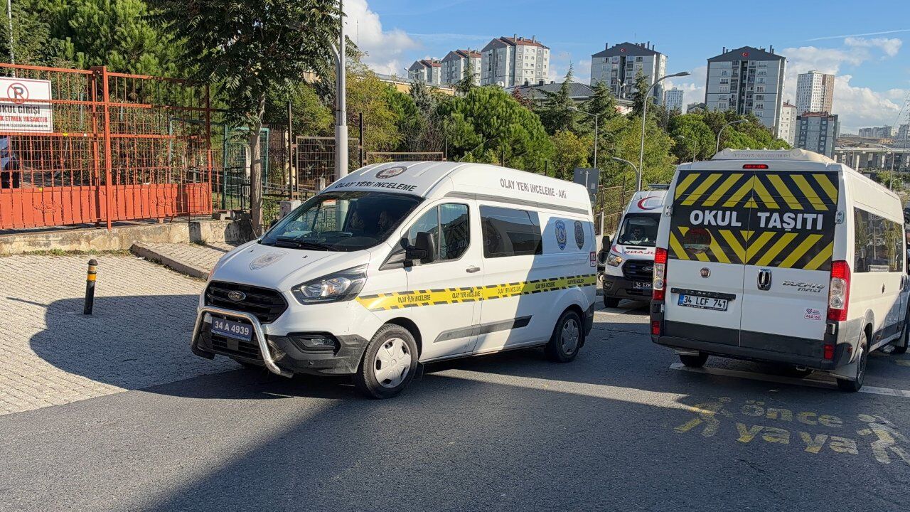 Istanbulda Okulda Bicakli Kavga 5 Ogrenci Yaralandi 1820848 202610060959 20261006095923 2