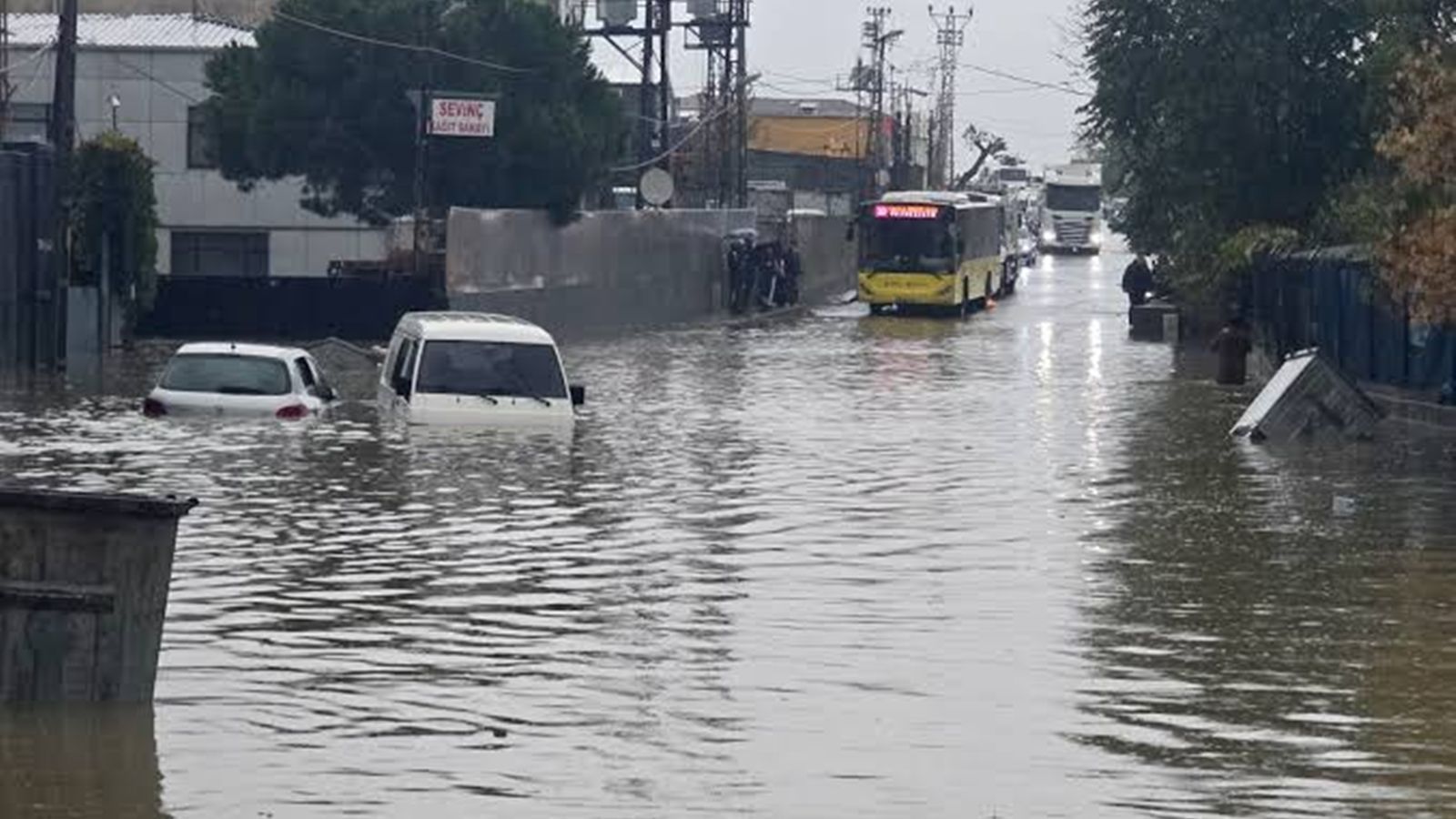 İstanbul’da sağanak yağışlar neden afete dönüşüyor? 8 maddede alınması gereken önlemler