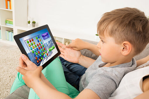 Istockphoto 833615312 170667A