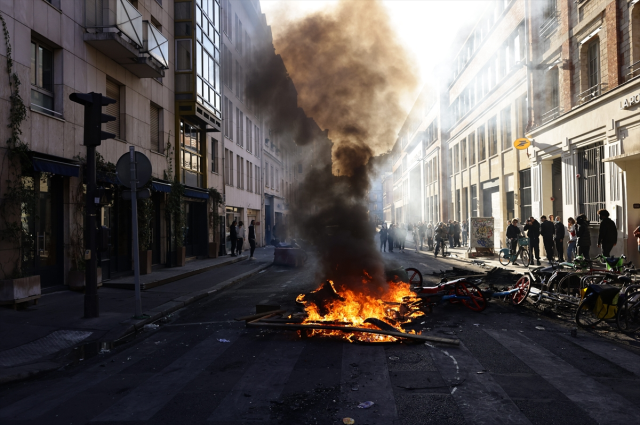 Macron Yagmacilar Bedelini Ode 20343007 6329 1 M
