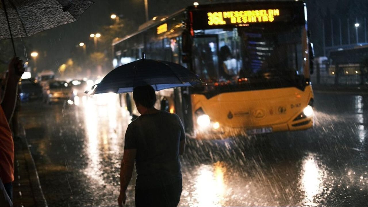 Meteoroloji Ve Akomdan Istanbul Icin Saganak Uyarisi Daha Kuvvetli Geliyor Gunlerce Surecek 1725810971814