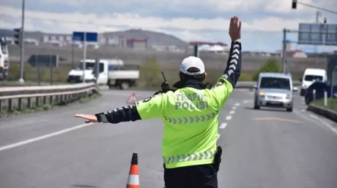 Ankara 29 Ekim 2026 trafiğe kapalı yollar listesi: Hangi cadde ve bulvarlar kapanacak, saat kaçta açılacak?