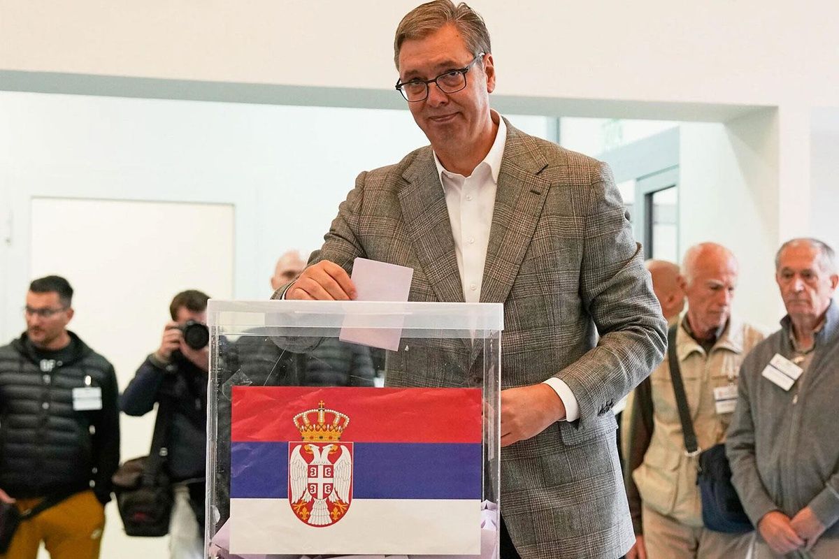 Sirbistan Da Vucic Yenilgiyi Kabul Etti Ogrenci 20365270 4497 Amp