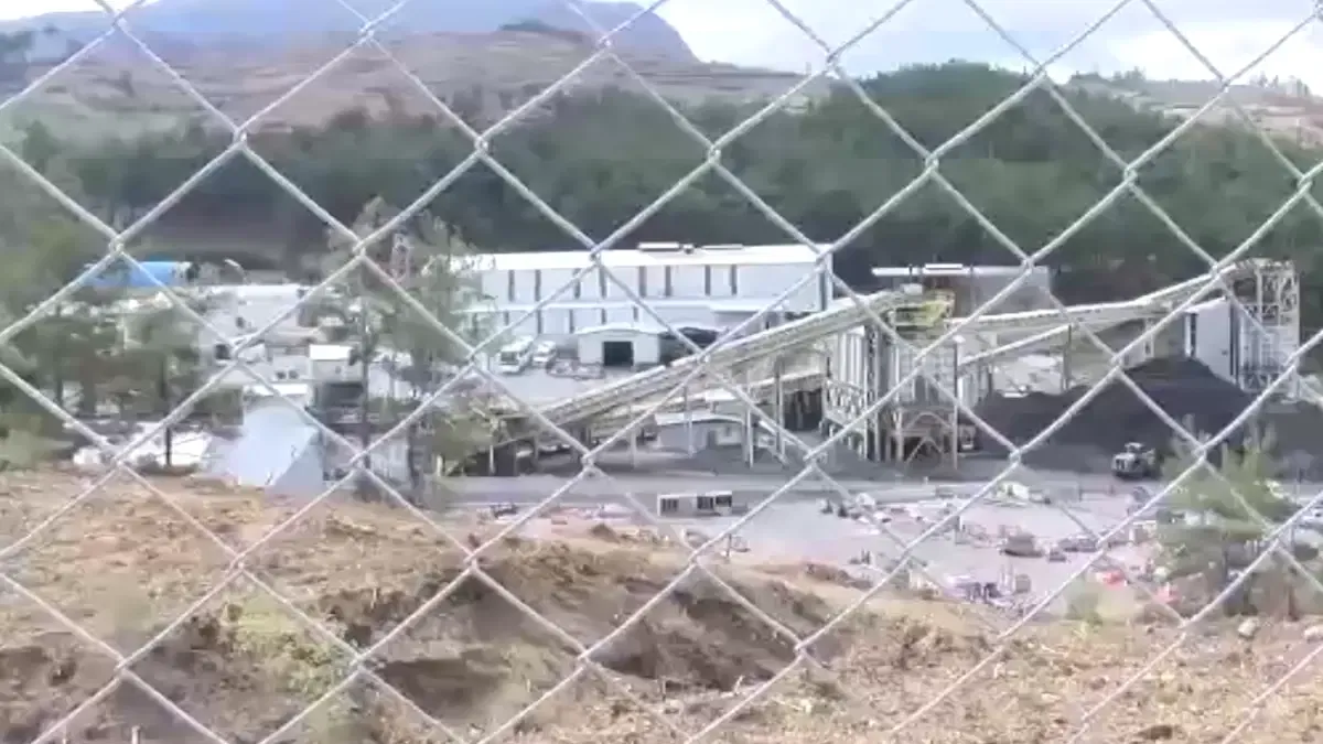Soma'da Maden Ocağında Göçük 5 Işçi Göçük Altında (1)-1
