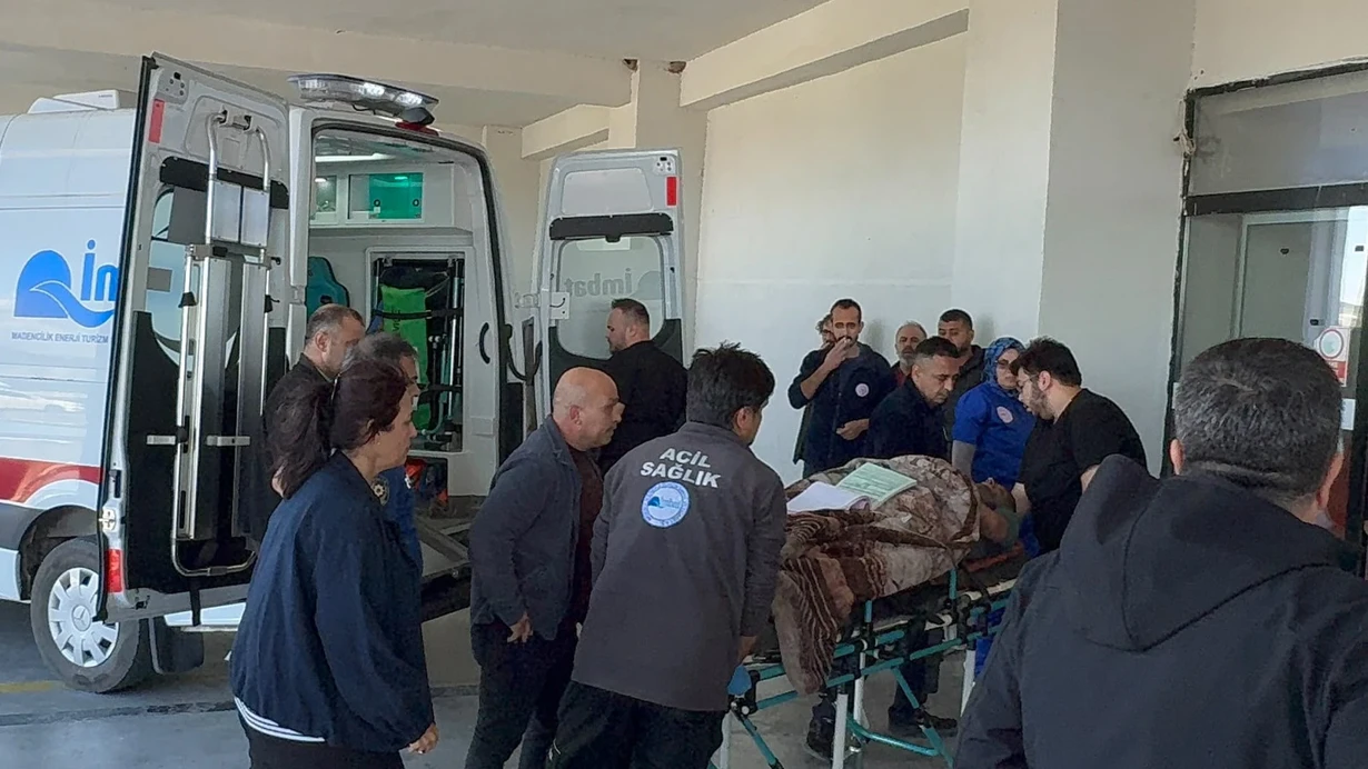 Soma'da Yürek Yakan Veda 13 Yaşındaki Yaşar'ın Gözyaşları Türkiye'yi Ağlattıq (2)