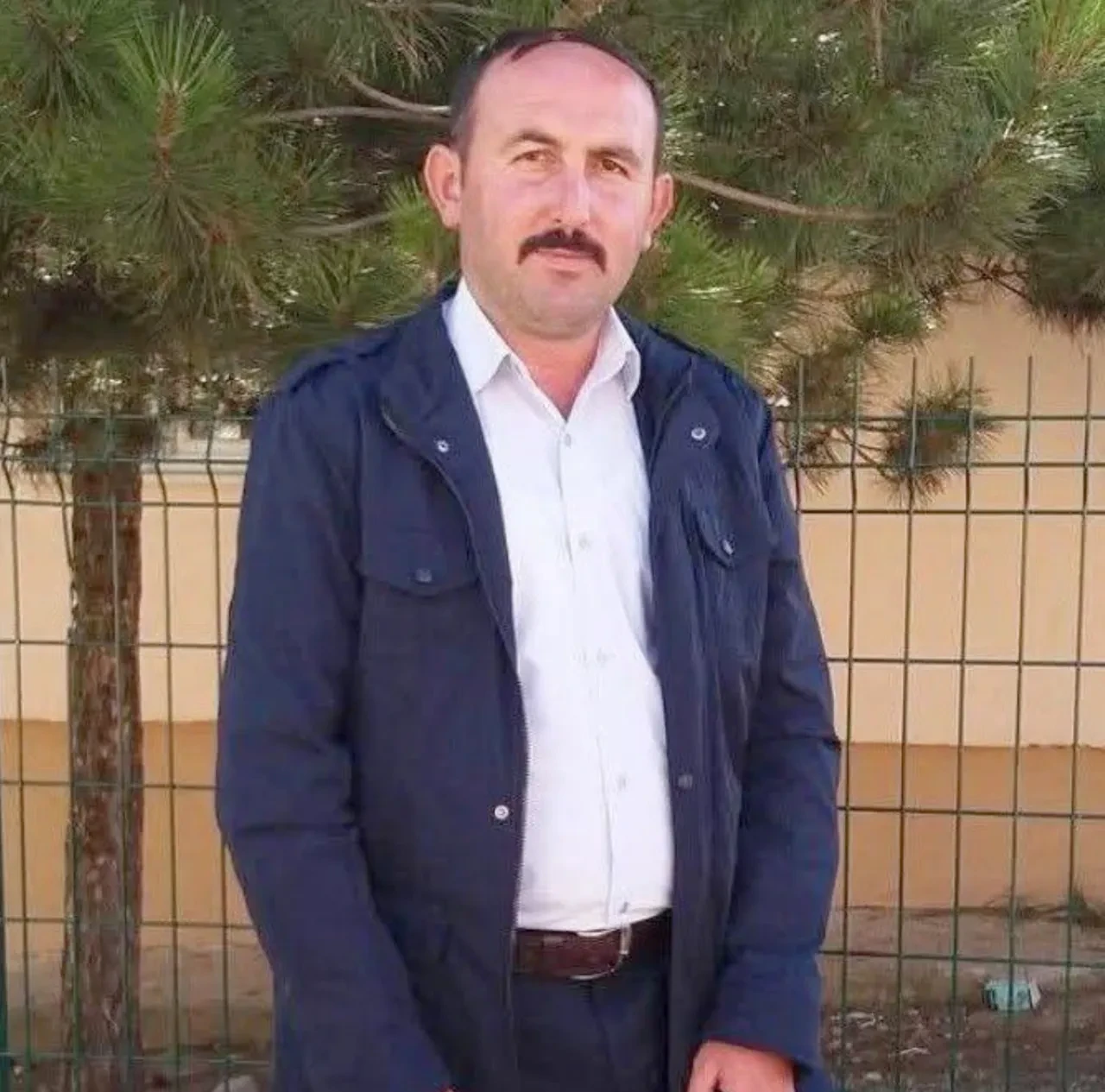 Tarlada Dehset Kursun Yagdirarak Bir Aileden 4 Kisiyi Oldurdu 3364829 202610122036 5