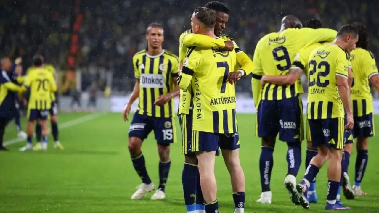 CANLI YAYIN KANALI FB-Slavia Prag maçı şifresiz mi? Hangi kanalda? Fenerbahçe Şampiyonlar Ligi maçı İZLEME EKRANI